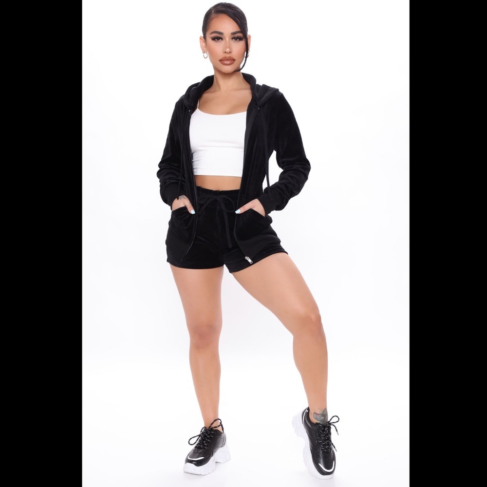 OG Trendsetter Velour Short Set— Black